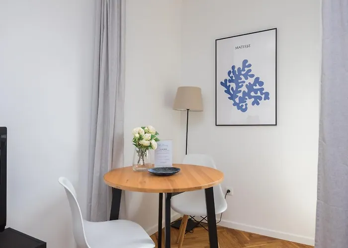 Riverside Comfort By Bookinghost Warsaw