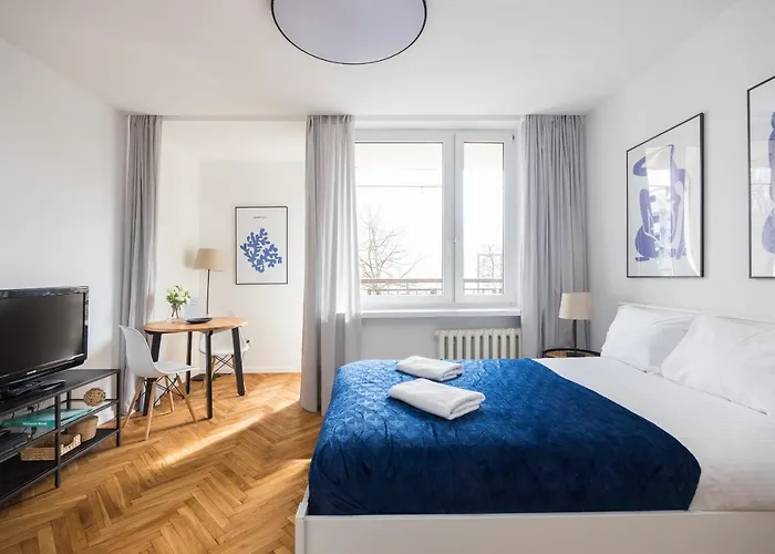 Apartment Riverside Comfort By Bookinghost *