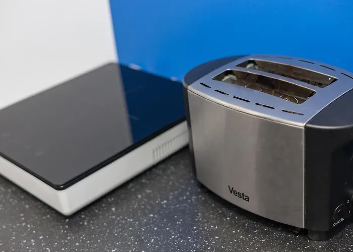 Apartment Riverside Comfort By Bookinghost *