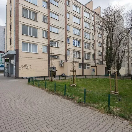 Riverside Comfort By Bookinghost *