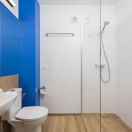 Riverside Comfort By Bookinghost Warschau