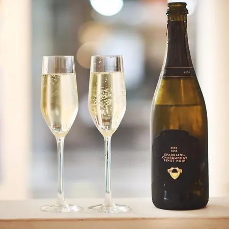 Riverside Comfort By Bookinghost Апартаменты *