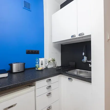 Riverside Comfort By Bookinghost *